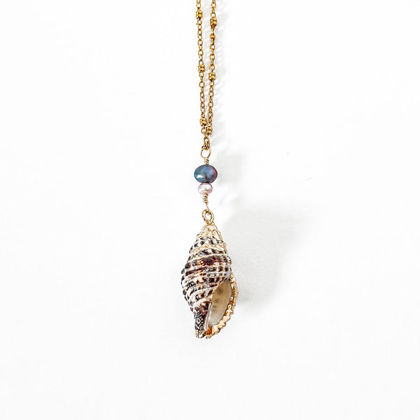 Aqua Nera • Black Freshwater Pearl and Genuine Seashell Pendant Necklace